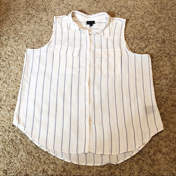Who What Wear Tops - [Who What Wear] Sleeveless Button Down Blouse